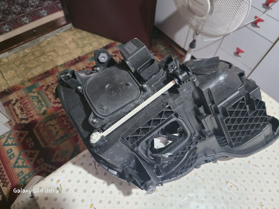 Фарове за мерцедес Е250/350