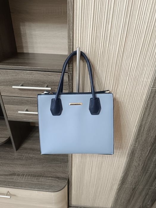 Женская сумка с ручками