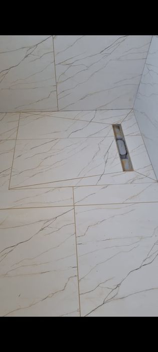 Echipā serioasa .. amenajări interioare, exterioare la cheie