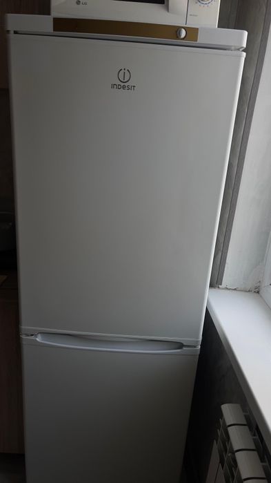 Холодильник в хорошем состоянии