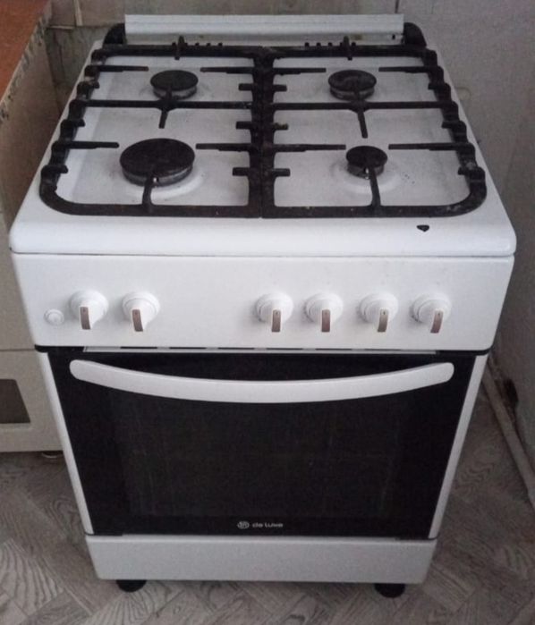 Продам газ плиту