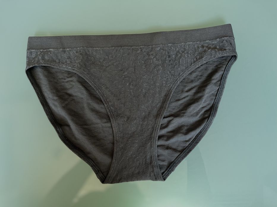 Дамско Бельо Victoria'a secret, р-р М Бикини