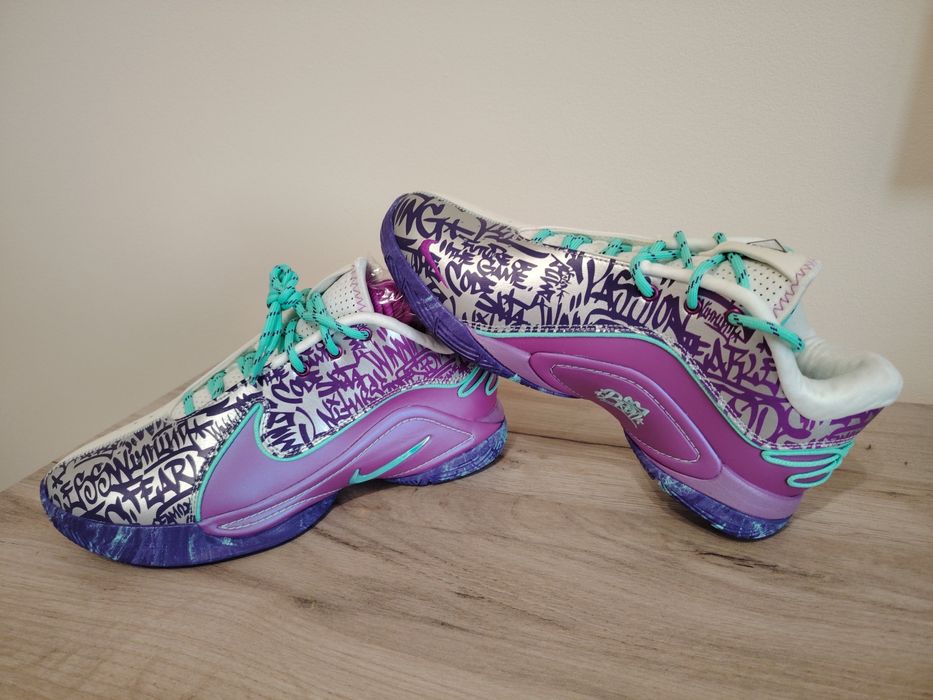 LeBron 22 Nr 40 ideal pentru baschet