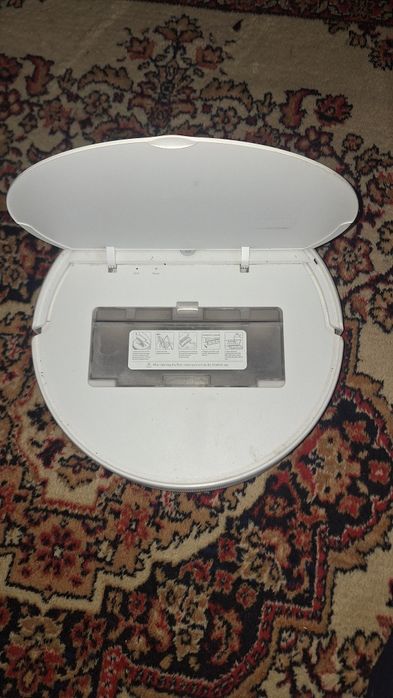 Продам робот пылесос