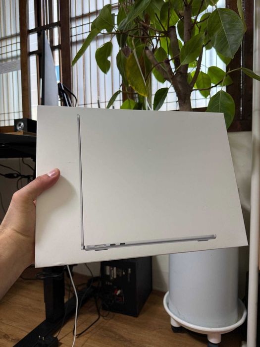 MacBook Air M2 – Space Grey