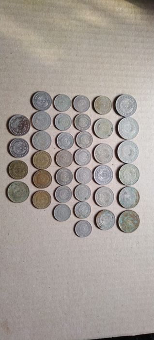 Продаётся монета Узбекистан