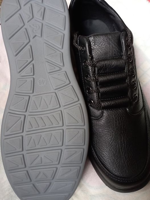 Зимняя новый кожаный красовка великан 46 размер.