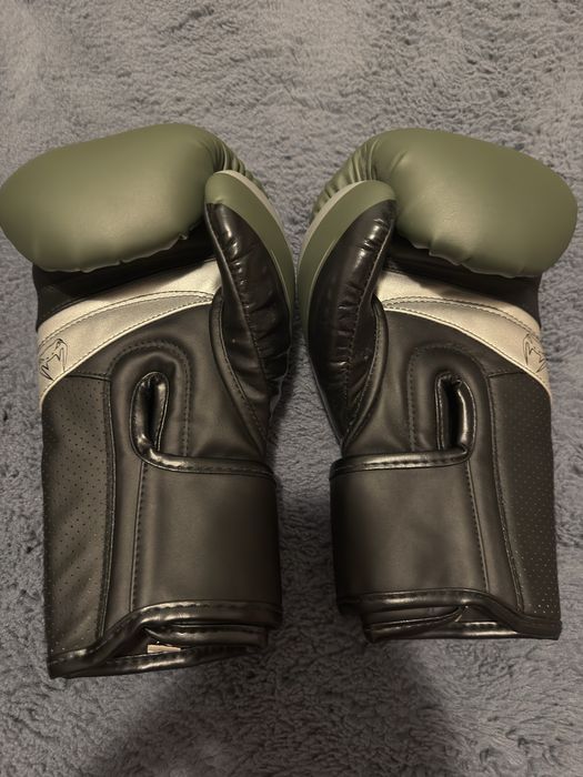 Manusi de Box Venum Elite Evo 10 oz