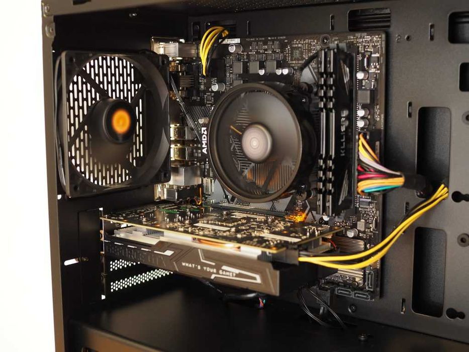 Преинсталиране на Windows/Linux и още сервизни услуги