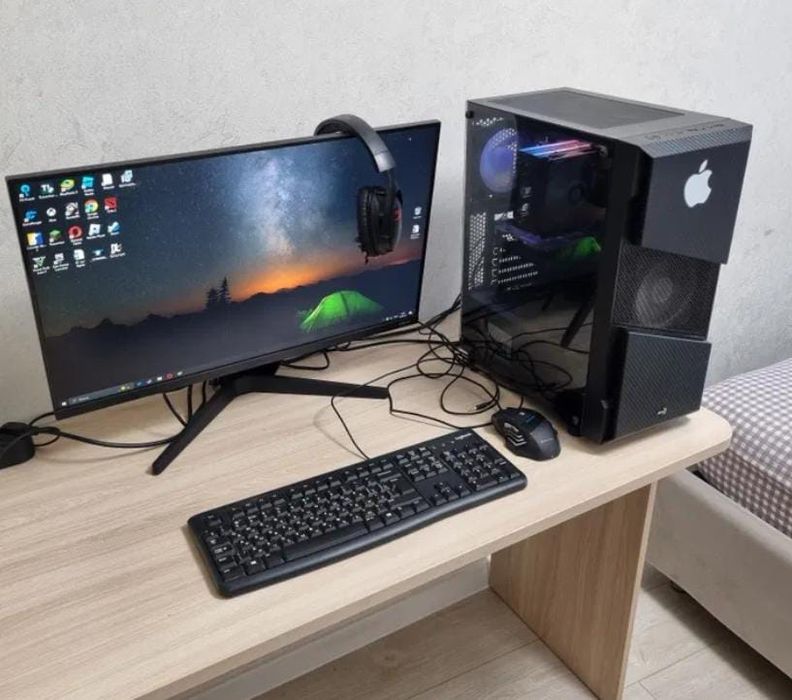 Компьютер в клмплекте