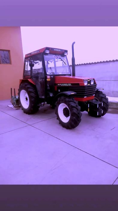 Tractor Universal