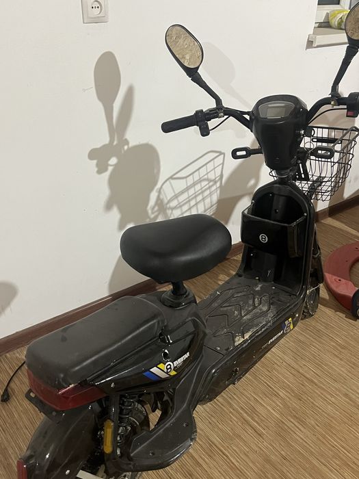 Скутер,электро велосипед