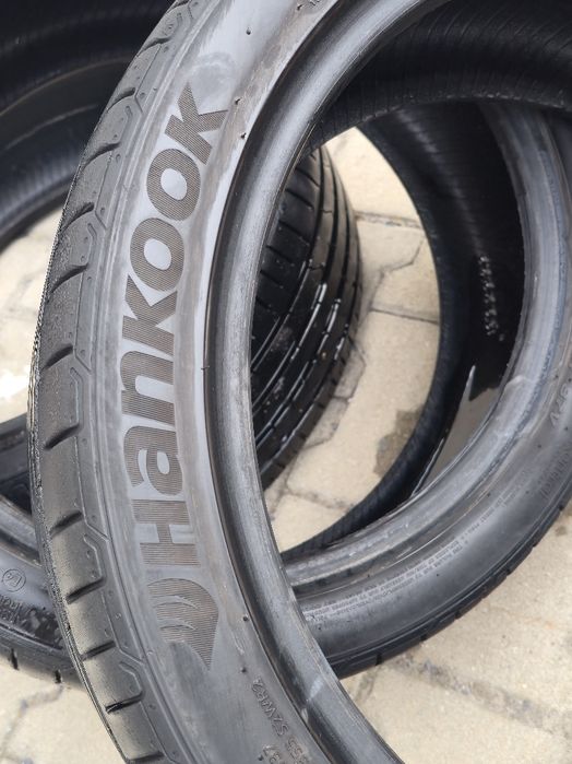 215 40 17 Hankook 2 бр.
