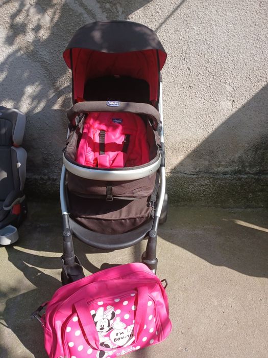 Vand cărucior copii