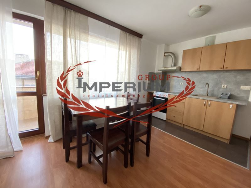 Дава се под наем Двустаен апартамент в Варна, Левски - 65 кв.м за 448.8 € - Снимка #1