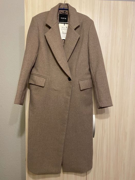 Продавам палто Pull&Bear