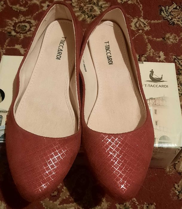 Бордовые балетки