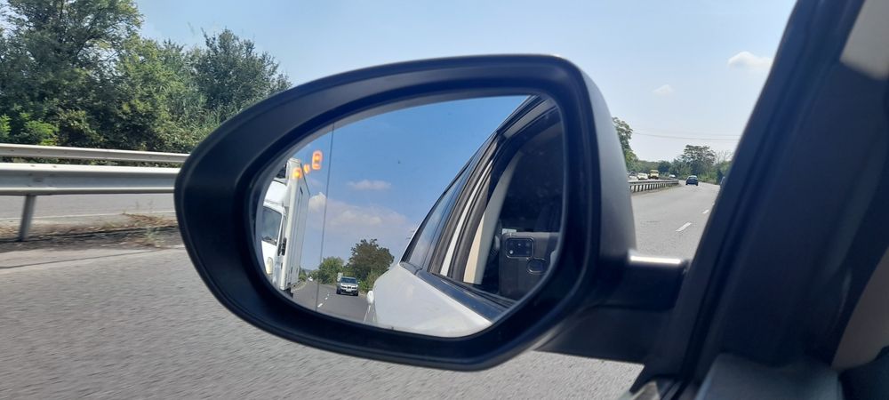 Продавам Mazda 3 2.2 Diesel на части
