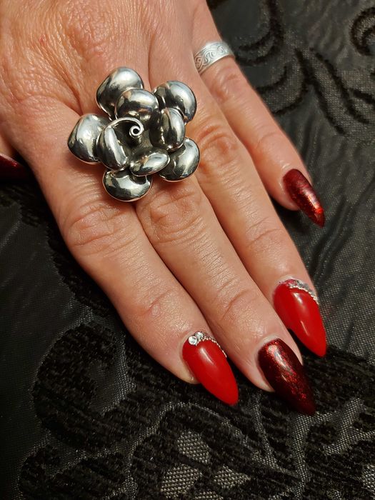 Красив, масивен пръстен