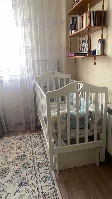 Кровать-манеж детская