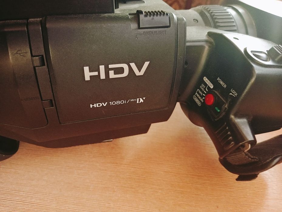 Продаётся видеокамера sony