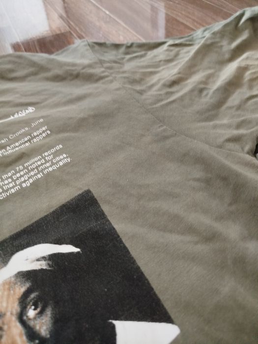 Tricou cu Tupac GANGS kaki maro