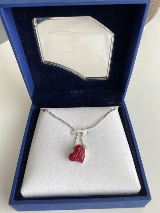 Swarovski колие сърце