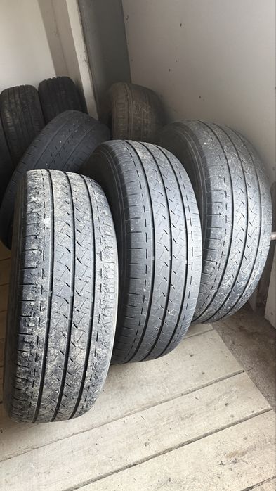 Продам летние шины на хайс, 235/65/16С