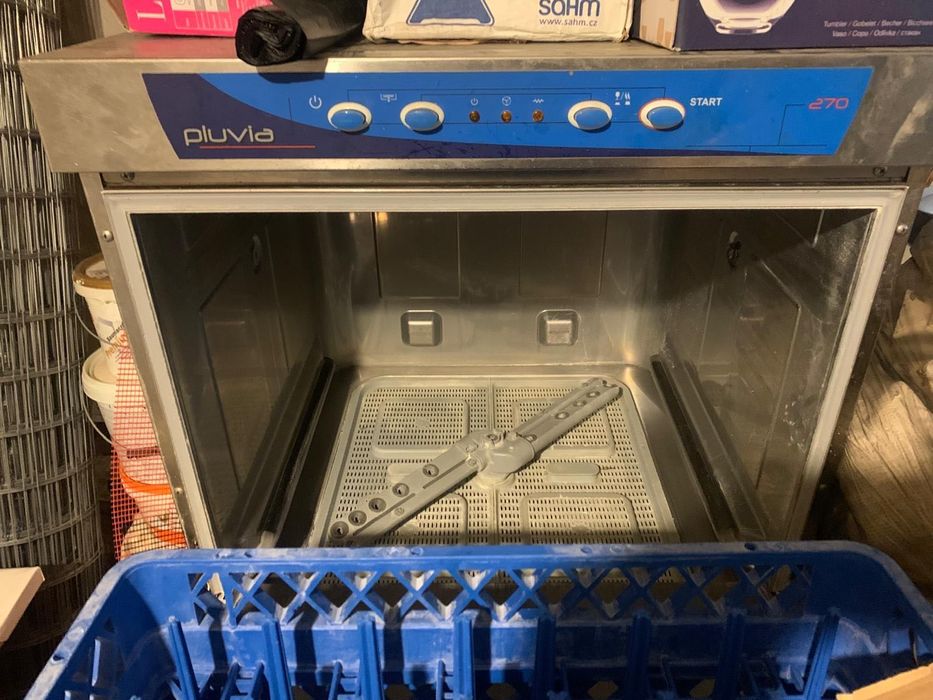 Pluvia-професионална съдомиална машинa