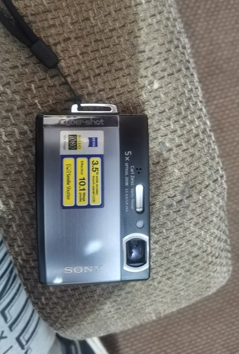 Aparat Sony cyber. Shot