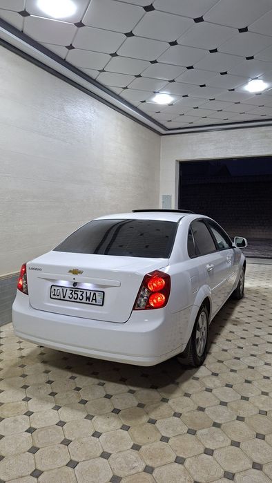 Mashina ideal holatda