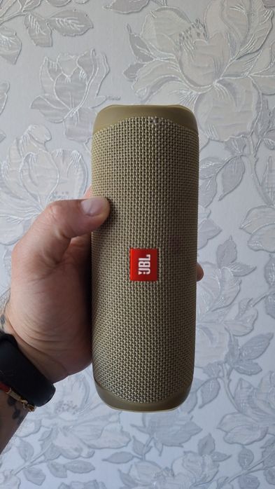 Колонка фирмы JBL Flip 5 оригинал