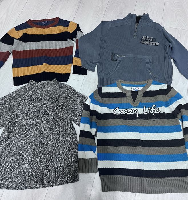 Продам школьную одежду