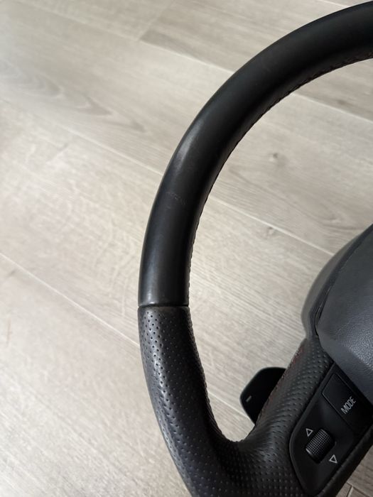 Волан с пера и еърбег Audi A4 A5 A6 A7 airbag S-line