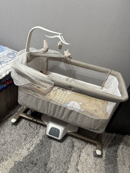 Bolalar belanchagi sotiladi