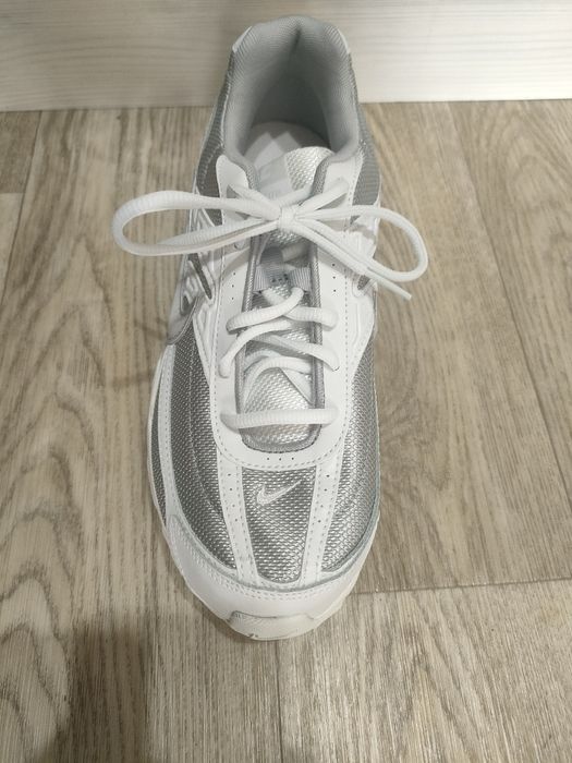 Nike initiator белые, 42 размер