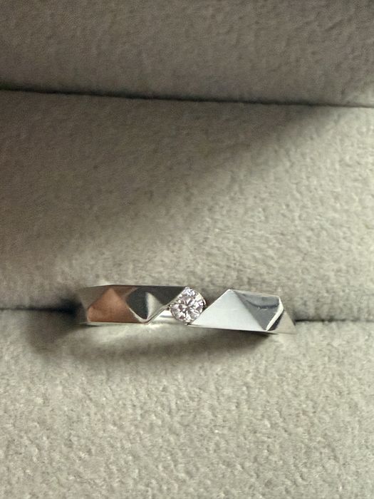 Бриллиантовое кольцо