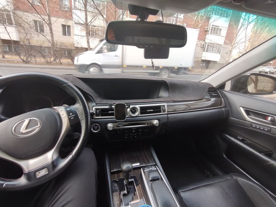 Продам Lexus GS 450h