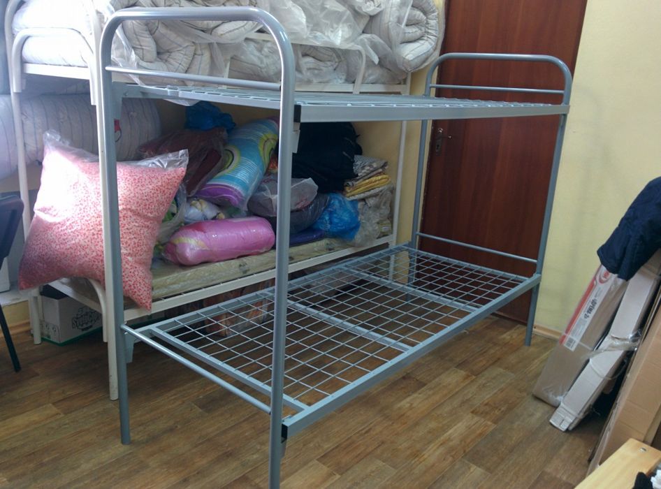Кровати железные 2 ярусные