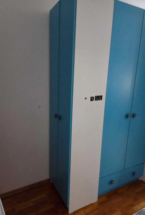 Vand mobilier camera copii (2 corpuri)