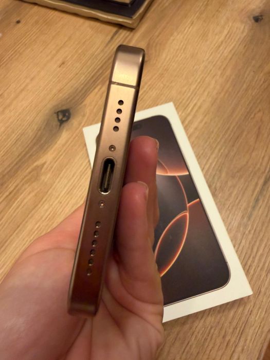 Iphone 16 Pro Max  256GB In Garantie