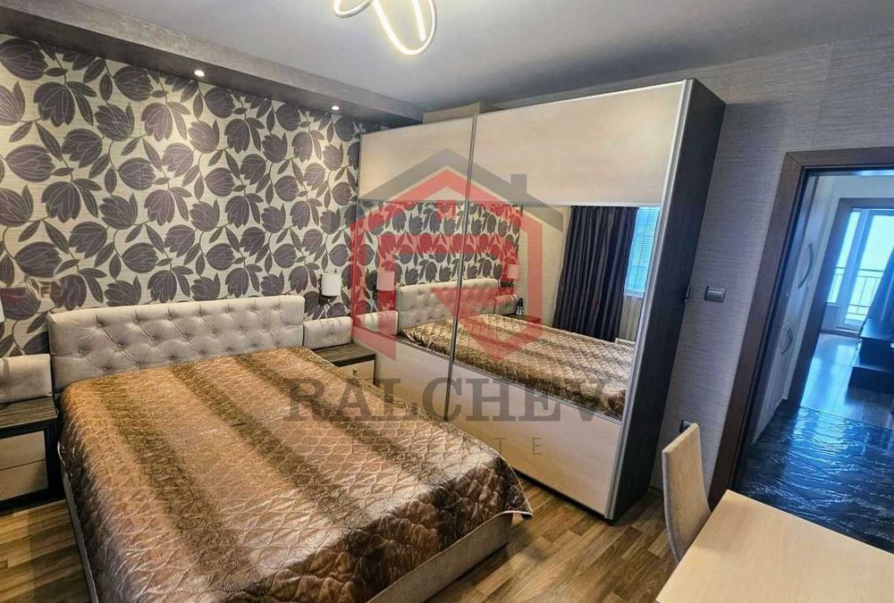 Дава се под наем Тристаен апартамент в Варна, Левски - 95 кв.м за 737.97 € - Снимка #6