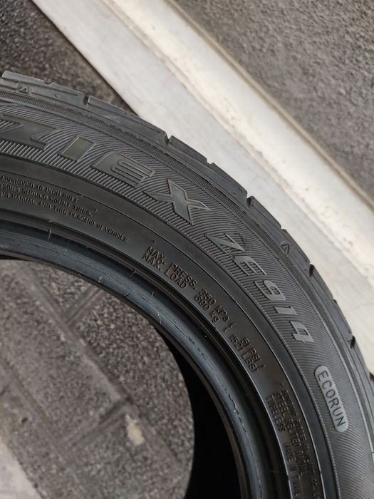 Vând 2 Cauciucuri 225/55/16 Vara Falken Import recent Germania
