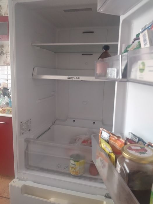 Холодильник Samsung