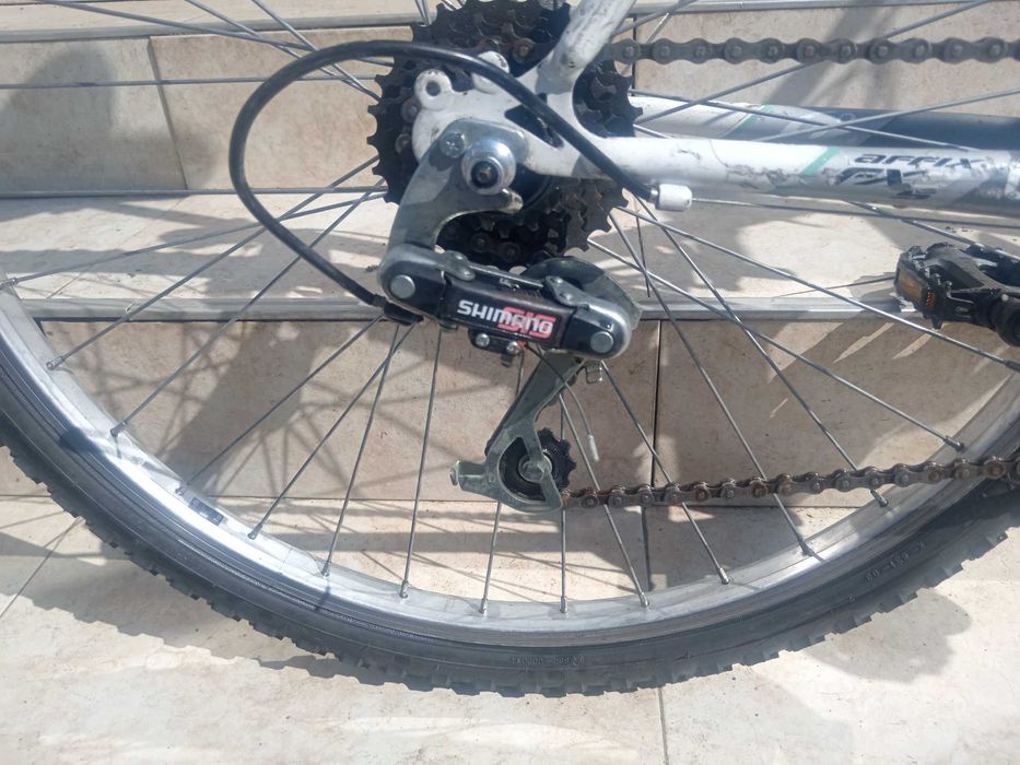 Vând bicicleta roți 26
