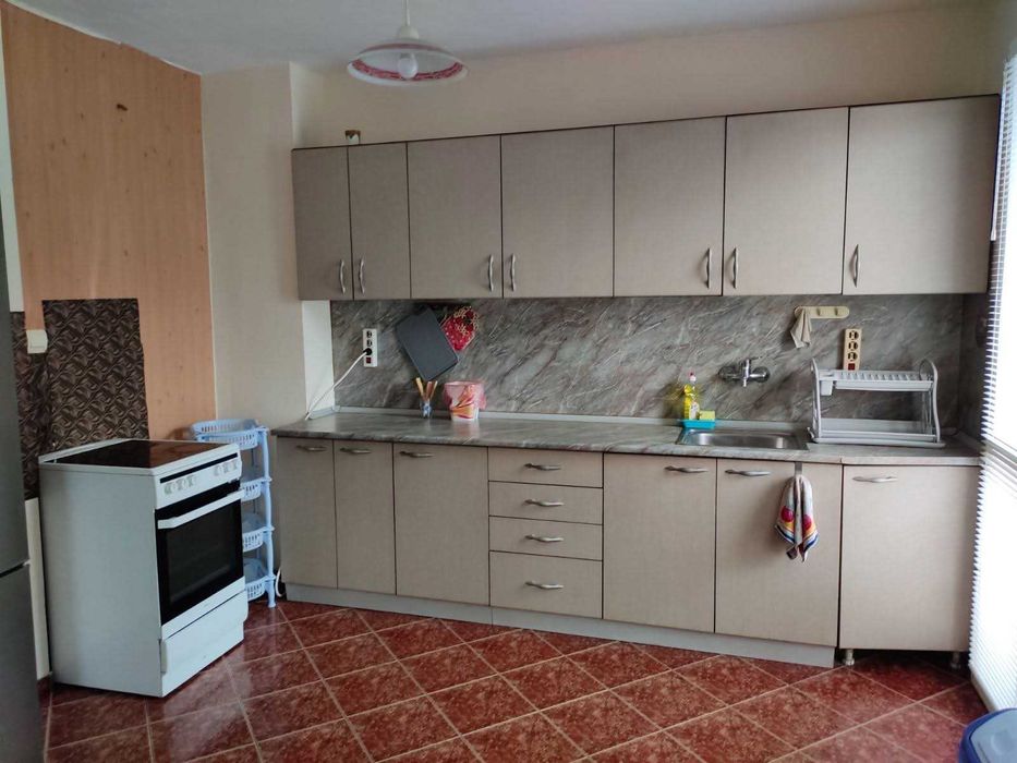 Дава се под наем Двустаен апартамент в Хасково, Център - 68 кв.м за 357 € - Снимка #6