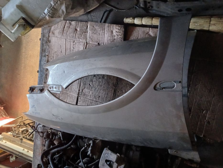 Крыло Опель Вектра В в оригинале