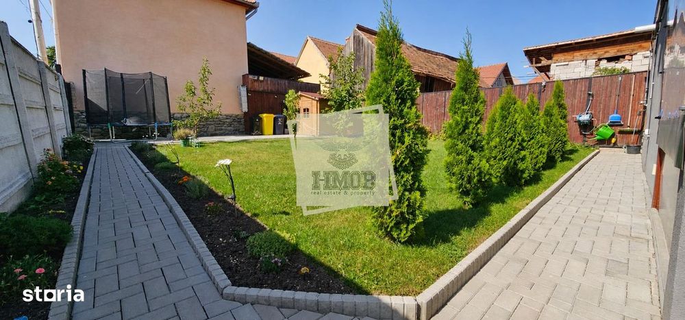 Casa individuala cu 4 dormitoare si panouri fotovoltaice – Sura Mare