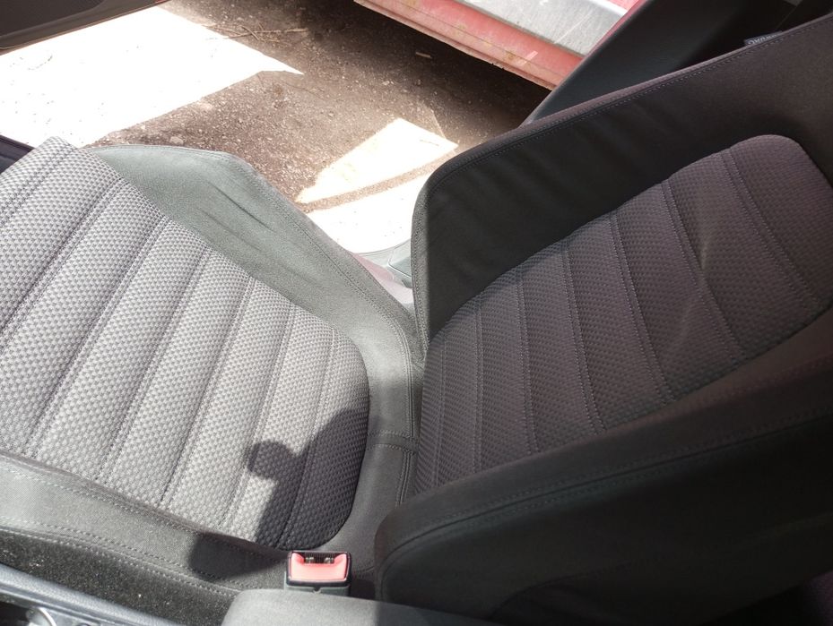 Пране и/или изтупване на автосалон