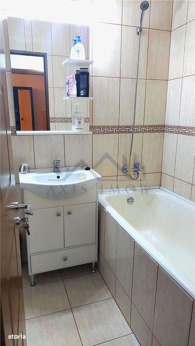 Garsoniera confort 1 sporit decomandata zona Unirii Nord